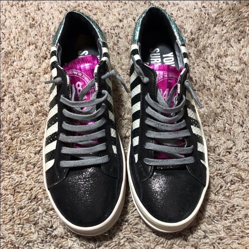 P448 Sneakers Size 40